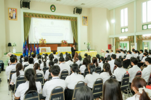 คณะวิทยาศาสตร์ฯ มรภ.เทพสตรี จัดปฐมนิเทศและผูกข้อมือรับขวัญนักศึกษาชั้นปีที่ 1 ประจำปีการศึกษา 2569