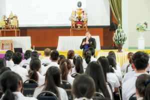 คณะวิทยาศาสตร์ฯ มรภ.เทพสตรี จัดปฐมนิเทศและผูกข้อมือรับขวัญนักศึกษาชั้นปีที่ 1 ประจำปีการศึกษา 2569