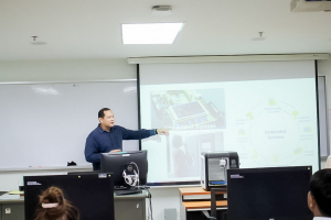 คณะเทคโนโลยีอุตสาหกรรม มรภ.เทพสตรี จัดโครงการเตรียมความพร้อมและปรับพื้นฐานนักศึกษาใหม่ ปีการศึกษา 2569