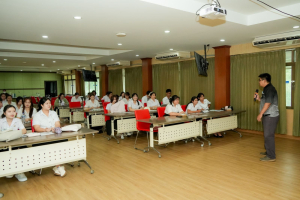 คณะวิทยาศาสตร์ฯ มรภ.เทพสตรี ขับเคลื่อนศักยภาพนักศึกษาใหม่ จัดอบรมการใช้อุปกรณ์และเครื่องมือพื้นฐานทางวิทยาศาสตร์