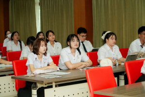 คณะวิทยาศาสตร์ฯ มรภ.เทพสตรี ขับเคลื่อนศักยภาพนักศึกษาใหม่ จัดอบรมการใช้อุปกรณ์และเครื่องมือพื้นฐานทางวิทยาศาสตร์