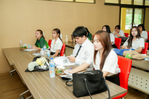 คณะวิทยาศาสตร์ฯ มรภ.เทพสตรี ขับเคลื่อนศักยภาพนักศึกษาใหม่ จัดอบรมการใช้อุปกรณ์และเครื่องมือพื้นฐานทางวิทยาศาสตร์