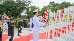 มรภ.เทพสตรี ร่วมพิธีวางพวงมาลาถวายราชสักการะวันคล้ายวันสวรรคต พระบาทสมเด็จพระปรเมนทรมหาอานันทมหิดล พระอัฐมรามาธิบดินทร