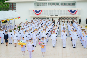 มรภ.เทพสตรี ร่วมพิธีวางพวงมาลาถวายราชสักการะวันคล้ายวันสวรรคต พระบาทสมเด็จพระปรเมนทรมหาอานันทมหิดล พระอัฐมรามาธิบดินทร