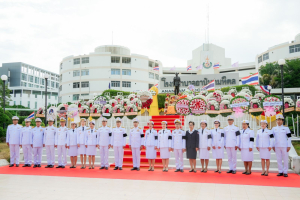 มรภ.เทพสตรี ร่วมพิธีวางพวงมาลาถวายราชสักการะวันคล้ายวันสวรรคต พระบาทสมเด็จพระปรเมนทรมหาอานันทมหิดล พระอัฐมรามาธิบดินทร