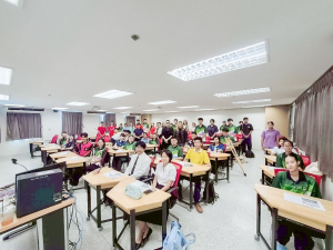 วิชาเอกภาษาอังกฤษ คณะมนุษยศาสตร์ฯ มรภ.เทพสตรี จัดอบรมปรับพื้นฐานนักศึกษาใหม่ เสริมเทคนิคเตรียมความพร้อมการสอบวัดความรู้ภาษาอังกฤษ