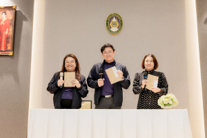 สำนักวิทยบริการฯ มรภ.เทพสตรี ร่วมกับ รร.สาธิต มรภ.เทพสตรี จัดกิจกรรมสาธิตการทำสมุดเย็บเล่มแบบจีน ส่งเสริมการเรียนรู้ควบคู่การใช้ทรัพยากรอย่างคุ้มค่า