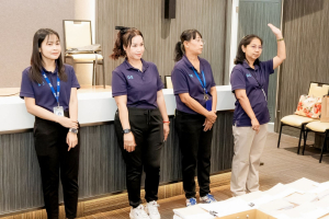 สำนักวิทยบริการฯ มรภ.เทพสตรี ร่วมกับ รร.สาธิต มรภ.เทพสตรี จัดกิจกรรมสาธิตการทำสมุดเย็บเล่มแบบจีน ส่งเสริมการเรียนรู้ควบคู่การใช้ทรัพยากรอย่างคุ้มค่า