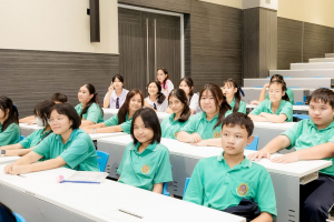 สำนักวิทยบริการฯ มรภ.เทพสตรี ร่วมกับ รร.สาธิต มรภ.เทพสตรี จัดกิจกรรมสาธิตการทำสมุดเย็บเล่มแบบจีน ส่งเสริมการเรียนรู้ควบคู่การใช้ทรัพยากรอย่างคุ้มค่า