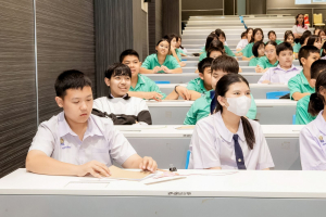 สำนักวิทยบริการฯ มรภ.เทพสตรี ร่วมกับ รร.สาธิต มรภ.เทพสตรี จัดกิจกรรมสาธิตการทำสมุดเย็บเล่มแบบจีน ส่งเสริมการเรียนรู้ควบคู่การใช้ทรัพยากรอย่างคุ้มค่า