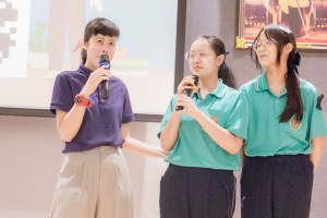สำนักวิทยบริการฯ มรภ.เทพสตรี ร่วมกับ รร.สาธิต มรภ.เทพสตรี จัดกิจกรรมสาธิตการทำสมุดเย็บเล่มแบบจีน ส่งเสริมการเรียนรู้ควบคู่การใช้ทรัพยากรอย่างคุ้มค่า