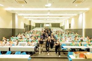 สำนักวิทยบริการฯ มรภ.เทพสตรี ร่วมกับ รร.สาธิต มรภ.เทพสตรี จัดกิจกรรมสาธิตการทำสมุดเย็บเล่มแบบจีน ส่งเสริมการเรียนรู้ควบคู่การใช้ทรัพยากรอย่างคุ้มค่า
