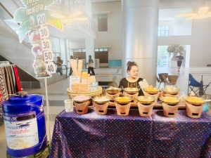 มรภ.เทพสตรี เปิดพื้นที่จัด ตลาดนัดเทพสตรี ทุกวันอังคารสัปดาห์เว้นสัปดาห์ มุ่งหนุนเศรษฐกิจชุมชนและสร้างสัมพันธ์ร่วมกับท้องถิ่น