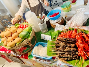 มรภ.เทพสตรี เปิดพื้นที่จัด ตลาดนัดเทพสตรี ทุกวันอังคารสัปดาห์เว้นสัปดาห์ มุ่งหนุนเศรษฐกิจชุมชนและสร้างสัมพันธ์ร่วมกับท้องถิ่น