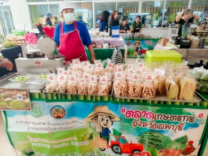 มรภ.เทพสตรี เปิดพื้นที่จัด ตลาดนัดเทพสตรี ทุกวันอังคารสัปดาห์เว้นสัปดาห์ มุ่งหนุนเศรษฐกิจชุมชนและสร้างสัมพันธ์ร่วมกับท้องถิ่น