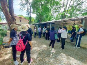 ศูนย์ส่งเสริมการจัดการศึกษาตามพระบรมราโชบาย มรภ.เทพสตรี ต้อนรับคณะครูโรงเรียนวัดเขาหนีบ ศึกษาดูงานศาสตร์พระราชาสู่การปฏิบัติจริง ขับเคลื่อนการพัฒนาท้องถิ่น