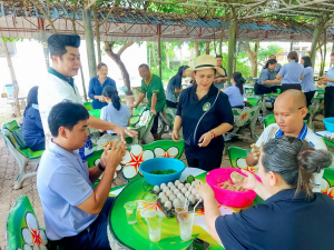 ศูนย์ส่งเสริมการจัดการศึกษาตามพระบรมราโชบาย มรภ.เทพสตรี ต้อนรับคณะครูโรงเรียนวัดเขาหนีบ ศึกษาดูงานศาสตร์พระราชาสู่การปฏิบัติจริง ขับเคลื่อนการพัฒนาท้องถิ่น