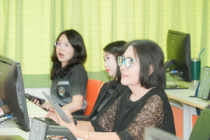 สำนักงานอธิการบดี มรภ.เทพสตรี จัดอบรมเชิงปฏิบัติการยกระดับบุคลากรสายสนับสนุน ดึงเทคโนโลยี AI ขับเคลื่อนงานบริการยุคดิจิทัล