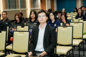มรภ.เทพสตรี จัดประชุมใหญ่บุคลากร ประจำภาคการศึกษาที่ 1 ปีการศึกษา 2569 ร่วมน้อมถวายความอาลัย สมเด็จพระเจ้าลูกเธอ เจ้าฟ้าพัชรกิตติยาภาฯ และมอบรางวัลเชิดชูเกียรติบุคลากร