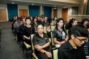มรภ.เทพสตรี จัดประชุมใหญ่บุคลากร ประจำภาคการศึกษาที่ 1 ปีการศึกษา 2569 ร่วมน้อมถวายความอาลัย สมเด็จพระเจ้าลูกเธอ เจ้าฟ้าพัชรกิตติยาภาฯ และมอบรางวัลเชิดชูเกียรติบุคลากร