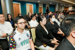 มรภ.เทพสตรี จัดประชุมใหญ่บุคลากร ประจำภาคการศึกษาที่ 1 ปีการศึกษา 2569 ร่วมน้อมถวายความอาลัย สมเด็จพระเจ้าลูกเธอ เจ้าฟ้าพัชรกิตติยาภาฯ และมอบรางวัลเชิดชูเกียรติบุคลากร