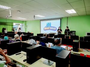 คณะเทคโนโลยีสารสนเทศ มรภ.เทพสตรี จัดอบรม AI SMART SKILLS ให้แก่สมาชิกชมรมผู้อาวุโสเทพสตรี