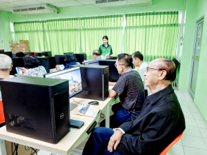 คณะเทคโนโลยีสารสนเทศ มรภ.เทพสตรี จัดอบรม AI SMART SKILLS ให้แก่สมาชิกชมรมผู้อาวุโสเทพสตรี