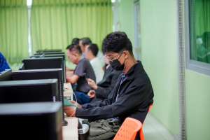 คณะเทคโนโลยีสารสนเทศ มรภ.เทพสตรี จัดอบรม AI SMART SKILLS ให้แก่สมาชิกชมรมผู้อาวุโสเทพสตรี