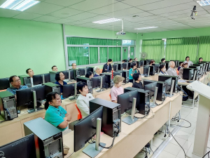 คณะเทคโนโลยีสารสนเทศ มรภ.เทพสตรี จัดอบรม AI SMART SKILLS ให้แก่สมาชิกชมรมผู้อาวุโสเทพสตรี