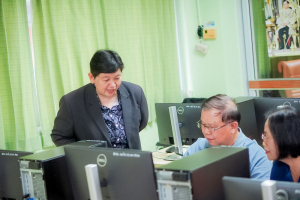 คณะเทคโนโลยีสารสนเทศ มรภ.เทพสตรี จัดอบรม AI SMART SKILLS ให้แก่สมาชิกชมรมผู้อาวุโสเทพสตรี