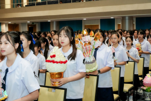 รร.สาธิต มรภ.เทพสตรี จัดพิธีไหว้ครู ประจำปีการศึกษา 2569