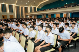 รร.สาธิต มรภ.เทพสตรี จัดพิธีไหว้ครู ประจำปีการศึกษา 2569