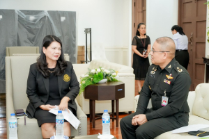 อธิการบดี มรภ.เทพสตรี ต้อนรับ ผอ.ศูนย์วิจัยและพัฒนาทหาร วท.กห. และคณะ ในโอกาสเข้าพบและประชาสัมพันธ์งาน Crimson Viper 2026