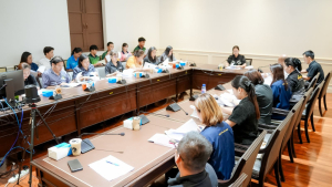 มรภ.เทพสตรี จัดประชุมขับเคลื่อนมาตรการองค์กรเพื่อความปลอดภัยทางถนนและวินัยจราจร