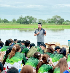 ศูนย์ส่งเสริมการจัดการศึกษาตามพระบรมราโชบาย สบจ. มรภ.เทพสตรี จัดโครงการสานต่อศาสตร์พระราชา นำนักศึกษาปี 1 เรียนรู้เศรษฐกิจพอเพียง ลงมือปฏิบัติจริงมุ่งใช้ชีวิตอย่างมีสุข