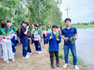 ศูนย์ส่งเสริมการจัดการศึกษาตามพระบรมราโชบาย สบจ. มรภ.เทพสตรี จัดโครงการสานต่อศาสตร์พระราชา นำนักศึกษาปี 1 เรียนรู้เศรษฐกิจพอเพียง ลงมือปฏิบัติจริงมุ่งใช้ชีวิตอย่างมีสุข