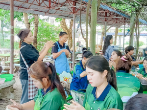 ศูนย์ส่งเสริมการจัดการศึกษาตามพระบรมราโชบาย สบจ. มรภ.เทพสตรี จัดโครงการสานต่อศาสตร์พระราชา นำนักศึกษาปี 1 เรียนรู้เศรษฐกิจพอเพียง ลงมือปฏิบัติจริงมุ่งใช้ชีวิตอย่างมีสุข