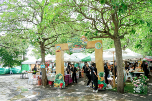 มรภ.เทพสตรี ร่วมเปิด ตลาดนัดเกษตรกรสัญจร ลพบุรี ครั้งที่ 3 หนุนสินค้าเกษตรปลอดภัย กระตุ้นเศรษฐกิจชุมชน