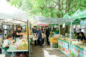 มรภ.เทพสตรี ร่วมเปิด ตลาดนัดเกษตรกรสัญจร ลพบุรี ครั้งที่ 3 หนุนสินค้าเกษตรปลอดภัย กระตุ้นเศรษฐกิจชุมชน