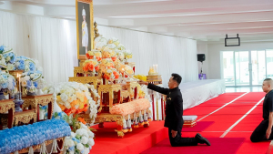 มรภ.เทพสตรี ร่วมพิธีสวดพระพุทธมนต์และเจริญจิตภาวนาอุทิศถวายพระราชกุศลแด่ สมเด็จพระบรมราชชนนีพันปีหลวง และอุทิศถวายพระกุศลแด่ สมเด็จพระเจ้าลูกเธอ เจ้าฟ้าพัชรกิติยาภาฯ