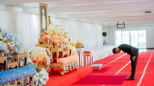 มรภ.เทพสตรี ร่วมพิธีสวดพระพุทธมนต์และเจริญจิตภาวนาอุทิศถวายพระราชกุศลแด่ สมเด็จพระบรมราชชนนีพันปีหลวง และอุทิศถวายพระกุศลแด่ สมเด็จพระเจ้าลูกเธอ เจ้าฟ้าพัชรกิติยาภาฯ