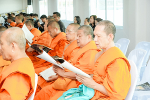 มรภ.เทพสตรี ร่วมพิธีสวดพระพุทธมนต์และเจริญจิตภาวนาอุทิศถวายพระราชกุศลแด่ สมเด็จพระบรมราชชนนีพันปีหลวง และอุทิศถวายพระกุศลแด่ สมเด็จพระเจ้าลูกเธอ เจ้าฟ้าพัชรกิติยาภาฯ
