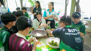 อธิการบดี นำทีมผู้บริหาร มรภ.เทพสตรี ลงพื้นที่ให้กำลังใจนักศึกษาใหม่ ร่วมสืบสานศาสตร์พระราชา สู่การประยุกต์ใช้ในชีวิตจริง