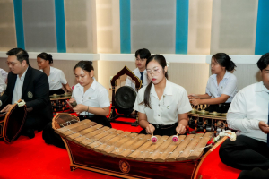 มรภ.เทพสตรี สืบสานประเพณีจัดพิธีไหว้ครู ประจำปีการศึกษา 2569 พร้อมมอบทุนการศึกษากว่า 2.7 ล้านบาท