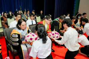 มรภ.เทพสตรี สืบสานประเพณีจัดพิธีไหว้ครู ประจำปีการศึกษา 2569 พร้อมมอบทุนการศึกษากว่า 2.7 ล้านบาท