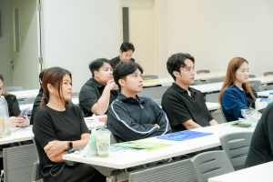 ศูนย์ภาษา สบจ. มรภ.เทพสตรี จับมือ อบจ.ลพบุรี จัดอบรมพัฒนาทักษะภาษาอังกฤษเพื่อการสื่อสารและบริการประชาชน