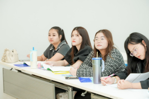 ศูนย์ภาษา สบจ. มรภ.เทพสตรี จับมือ อบจ.ลพบุรี จัดอบรมพัฒนาทักษะภาษาอังกฤษเพื่อการสื่อสารและบริการประชาชน