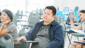 ศูนย์ภาษา สบจ. มรภ.เทพสตรี จัดอบรมพัฒนาทักษะภาษาอังกฤษเพื่อการสื่อสารและบริการประชาชน