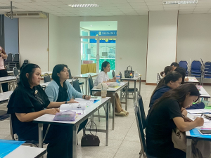 ศูนย์ภาษา สบจ. มรภ.เทพสตรี จัดอบรมพัฒนาทักษะภาษาอังกฤษเพื่อการสื่อสารและบริการประชาชน