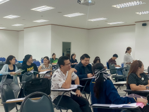 ศูนย์ภาษา สบจ. มรภ.เทพสตรี จัดอบรมพัฒนาทักษะภาษาอังกฤษเพื่อการสื่อสารและบริการประชาชน